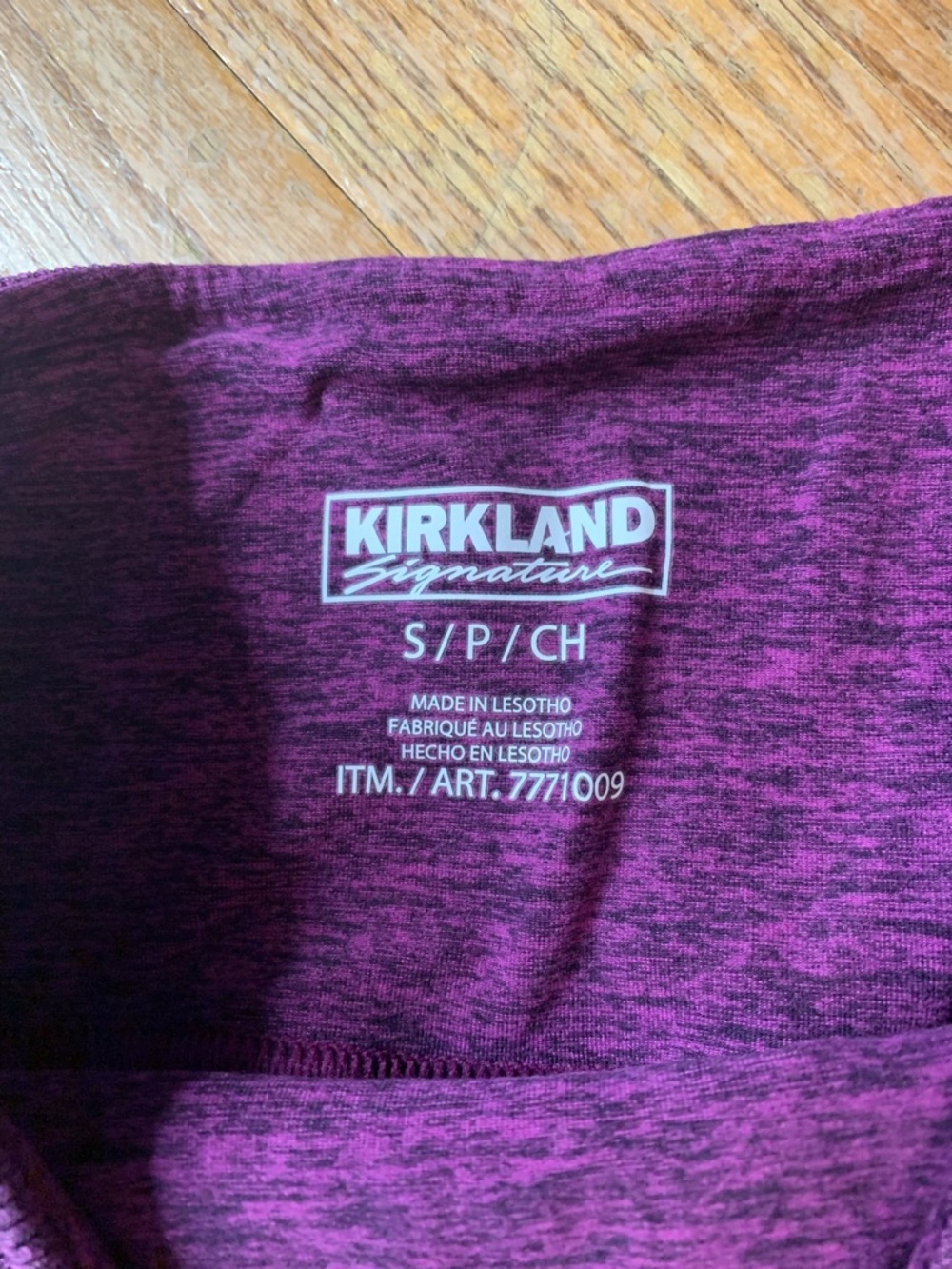 Kirkland Signature Purple Heathered Brushed Capri Leggings with Pockets - Size S - Picture 2 of 8
